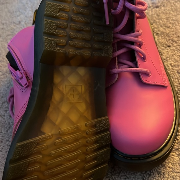 Girls Pick Dr  Martens Size 4 - Picture 4 of 4